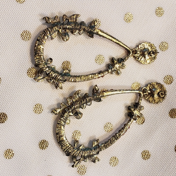 Statement earrings - Picture 2 of 4